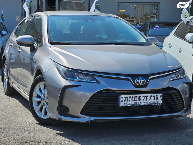 מודעת רכב טויוטה קורולה