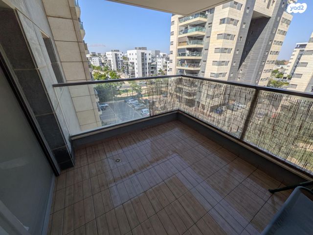 דירה, נחל ירקון 46, כרמי גת, קרית גת