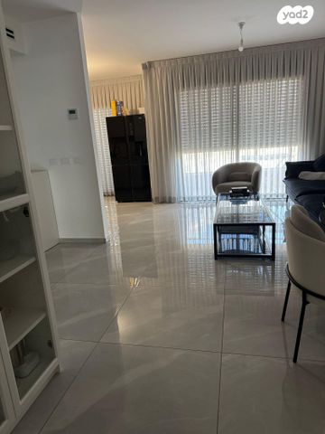 דירה, שבט זבולון 21, אחיסמך, לוד