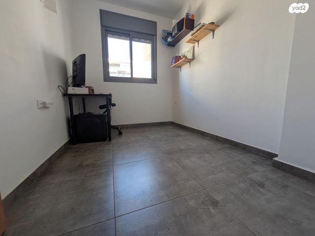 דירה, נחל ירקון 46, כרמי גת, קרית גת