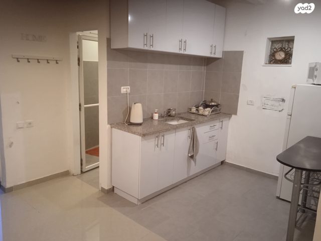 דירה, האלה 1, פתחיה, פתחיה