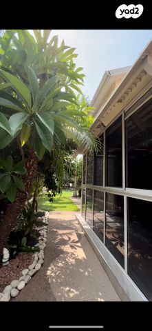 דירת גן, אדרת, אדרת, אדרת