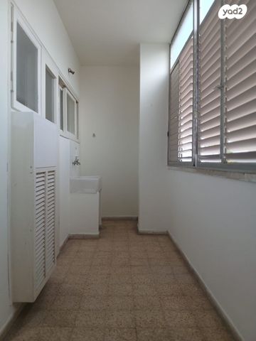 פועלי הרכבת 2