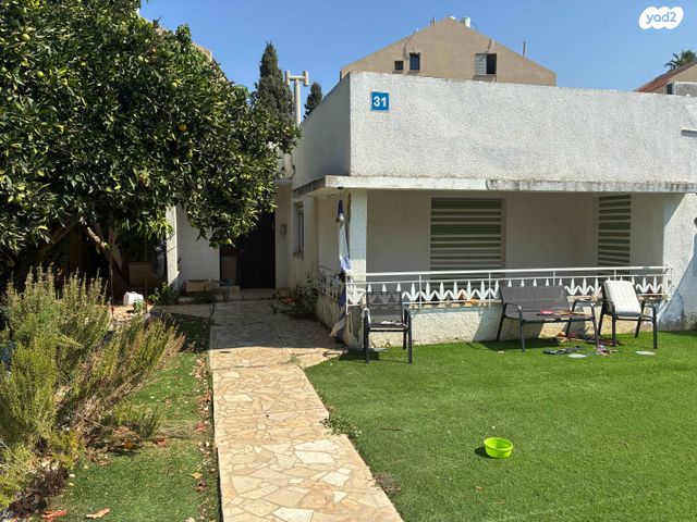 בית פרטי/ קוטג', הפורצים 31, רמת אפרים, נתניה