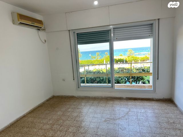 דירה, העלייה 65, עמידר, נהריה