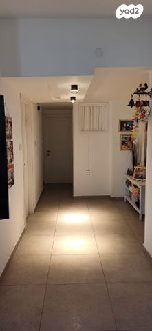 דירה, התקווה 3, שכונת גפן, רמת גן