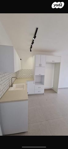 דירה, דון יצחק אברבנאל 18, עין גנים, פתח תקווה