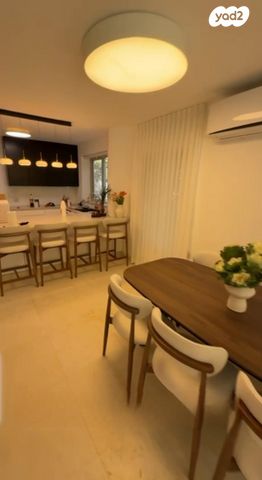 בית פרטי/ קוטג', הנשיא יצחק בן צבי 81, הרצליה פיתוח, הרצליה