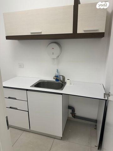 משרדים, ילדי טהרן 8, מב"ת מערב, אזור תעשייה חדש, ראשון לציון