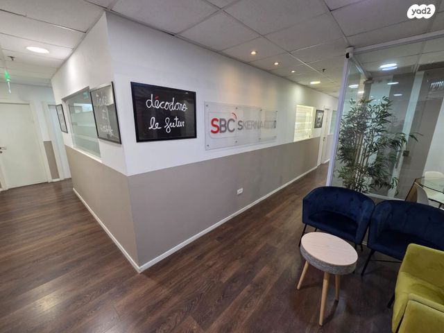 משרדים, הנופר 1, אזור תעשייה קרית אתגרים, רעננה