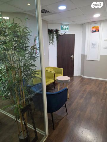 משרדים, הנופר 1, אזור תעשייה קרית אתגרים, רעננה