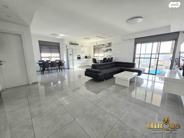 דירה, העצמאות, מרכז העיר, קרית אתא