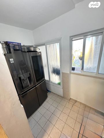 דירה, שמחה הולצברג 16, נאות שמיר, רמלה