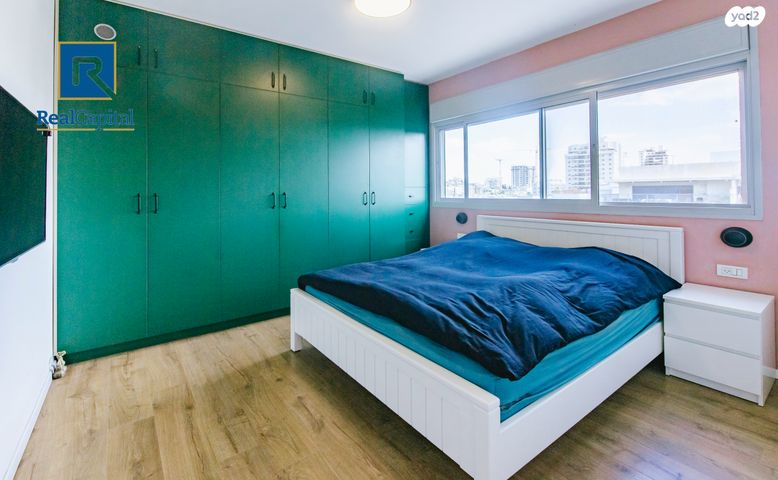 גג/ פנטהאוז, הוד השרון