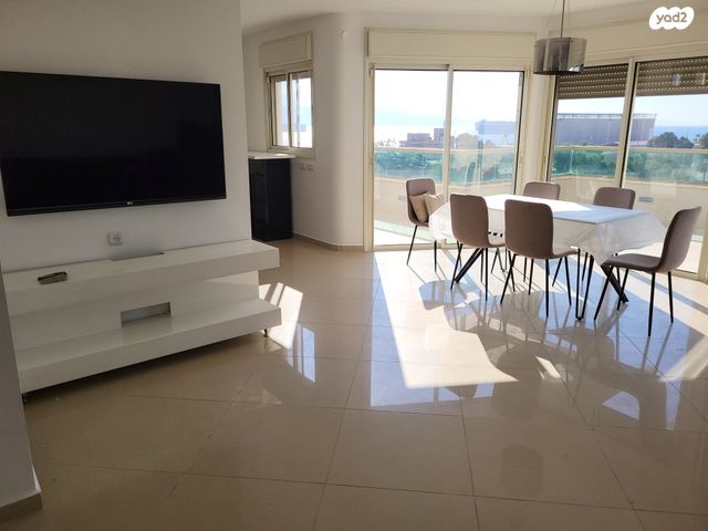 גג/ פנטהאוז, טופז, אילת