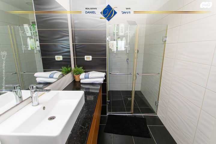 דו משפחתי, הוד הכרמל, דניה, חיפה