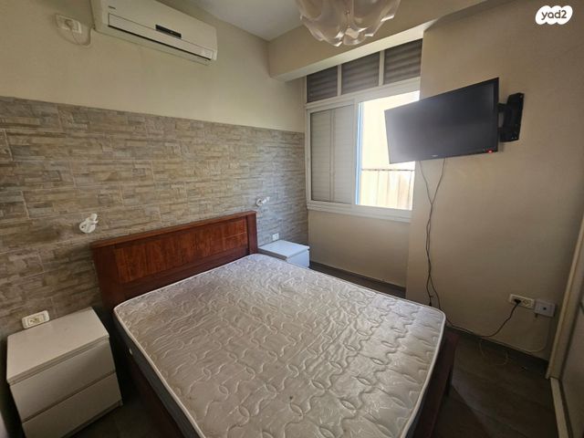 דירה, דרך זאב ז'בוטינסקי 4, הר שלום, בני ברק