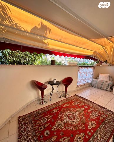 דירה, האחים שטרייט 12, לב המושבה / מרכז העיר, פתח תקווה