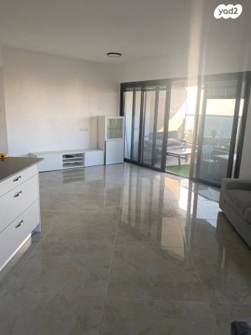 דירה, בלפור 3, עיר, מרכז העיר, נהריה