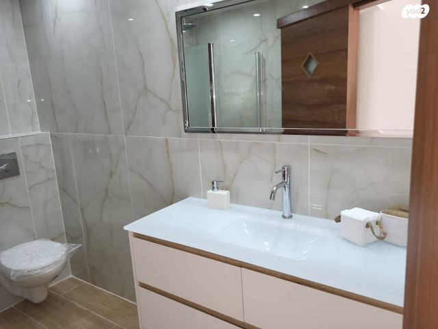 גג/ פנטהאוז, טופז, אילת