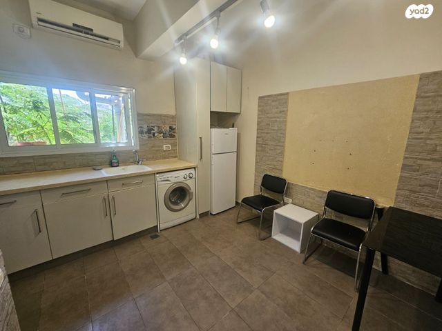 דירה, דרך זאב ז'בוטינסקי 4, הר שלום, בני ברק