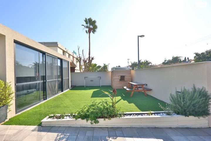 בית פרטי/ קוטג', קרית אתא