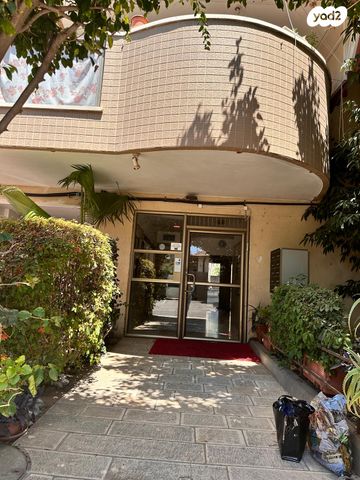 דירה, האחים שטרייט 12, לב המושבה / מרכז העיר, פתח תקווה