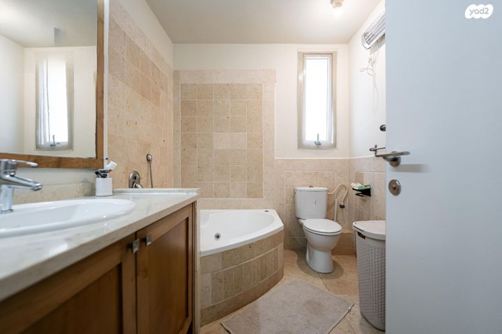 בית פרטי/ קוטג', גן יבנה מערב, גן יבנה