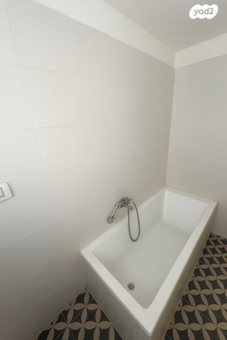 דירה, האר"י, נגבה, רמת גן