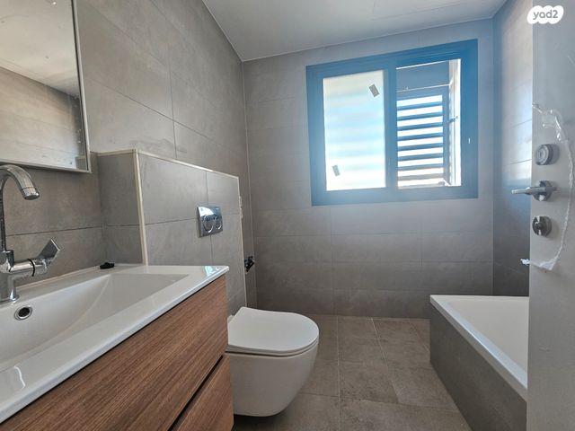 דירה, שדרות ביאליק, רמת השרון