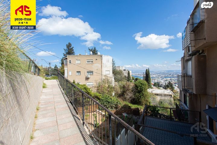 דירה, שדרות וינגייט, הדר עליון, חיפה