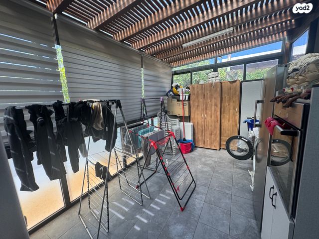 בית פרטי/ קוטג', פרוד