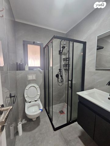 דירה, גוש עציון 3, גבעת הרקפות, גבעת תל חי, קרית אתא