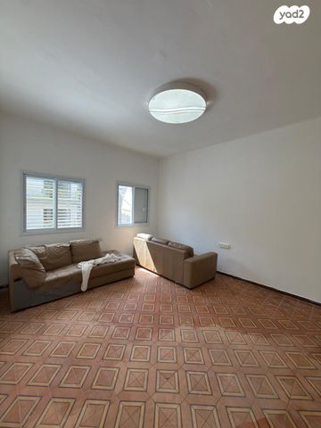 דירה, יונה הנביא 37, כרם התימנים, תל אביב יפו