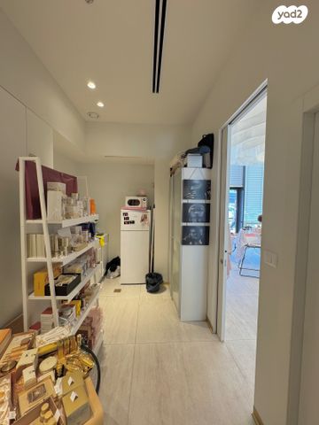 חנויות/ שטח מסחרי, דרך יצחק רבין 4, סטארטסיב / רמת סיב, פתח תקווה