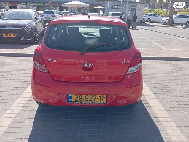 מודעת רכב יונדאי i20