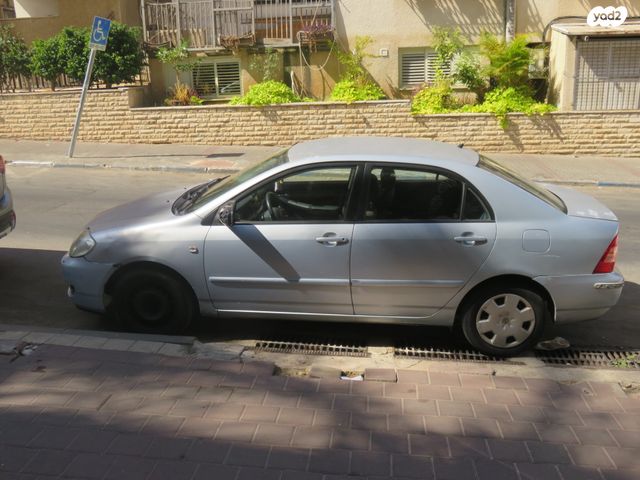 טויוטה קורולה