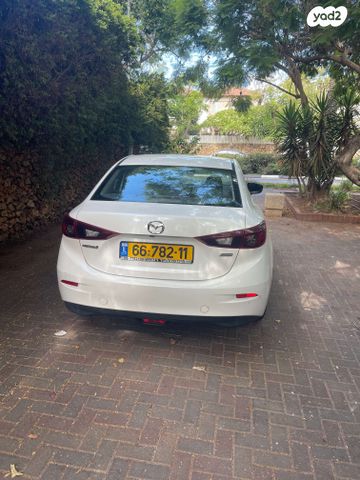 מאזדה 3