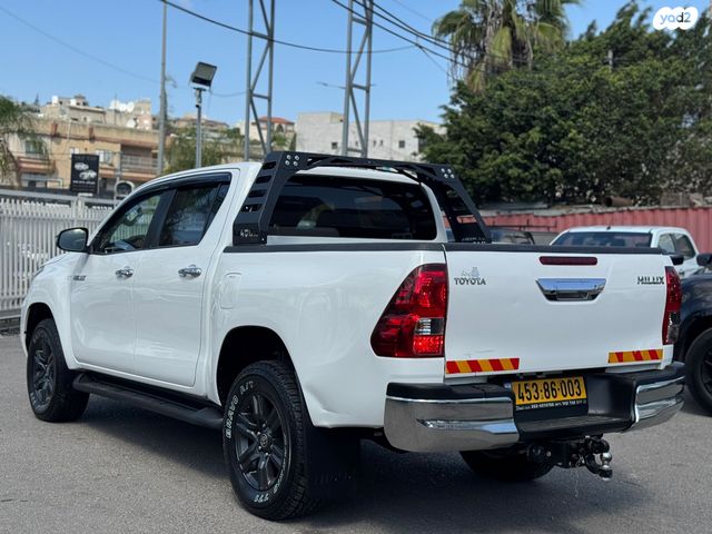 טויוטה היילקס