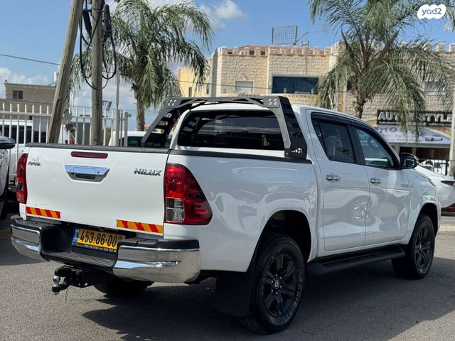 טויוטה היילקס