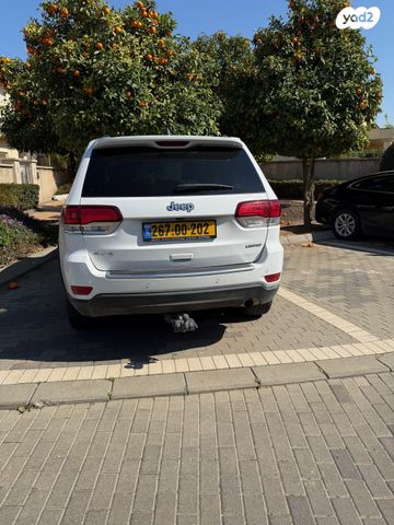 מודעת רכב ג'יפ גרנד צ'ירוקי