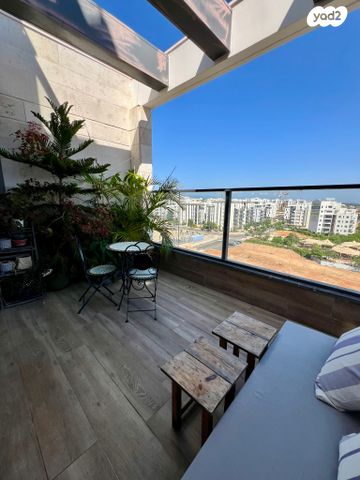 דופלקס, וייצמן 127, קרית שז"ר, רעננה