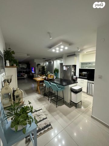 דירה, גד מכנס 26, מרכז העיר דרום, נתניה