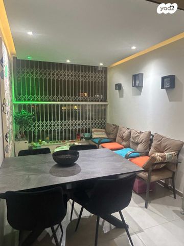 דירה, האורגים 16, הנביאים, בת ים