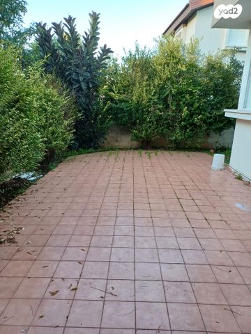 בית פרטי/ קוטג', הגלעד 20, נאות שז"ר, יבנה