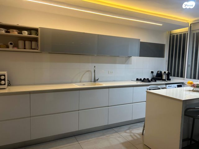 דירה, האורגים 16, הנביאים, בת ים