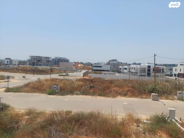 מגרשים, נחשול 2, שאר העיר, אבן יהודה