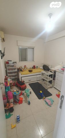 דירה, מבצע נחשון 6, נווה אפק, ראש העין