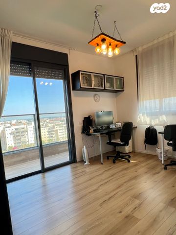 דופלקס, וייצמן 127, קרית שז"ר, רעננה