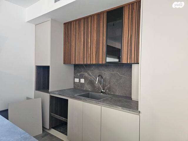 דירה, נורית הירש 7, דרום חדש, פארק הים, בת ים